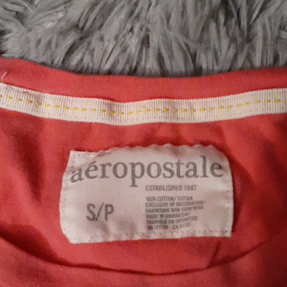 Pink Aero tshirt - Picture 2 of 2